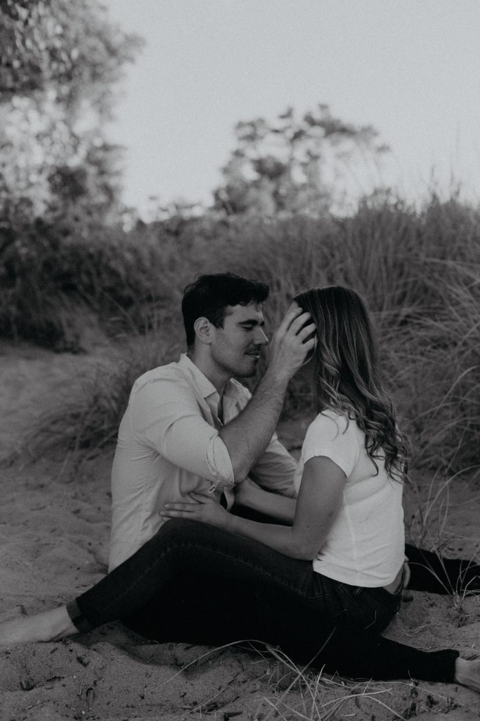 3 useful tips on how to get beautiful engagement photos